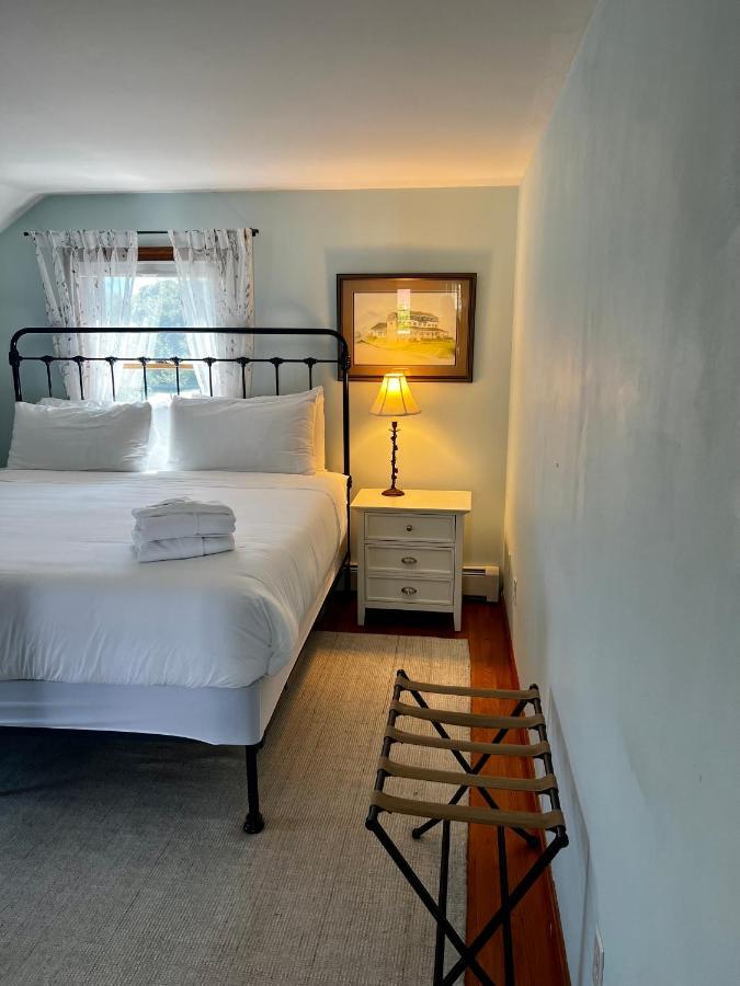 Atlantic Inn 新肖雷汉姆 外观 照片